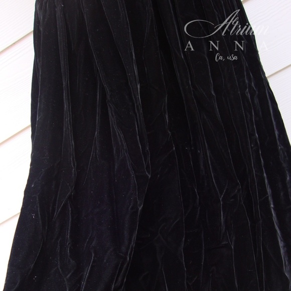 Richard Warren Rayon Long Elegant Black Skirt, 8 - Picture 5 of 8
